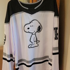 Peanuts Snoopy Men's White and Black Hockey Jersey